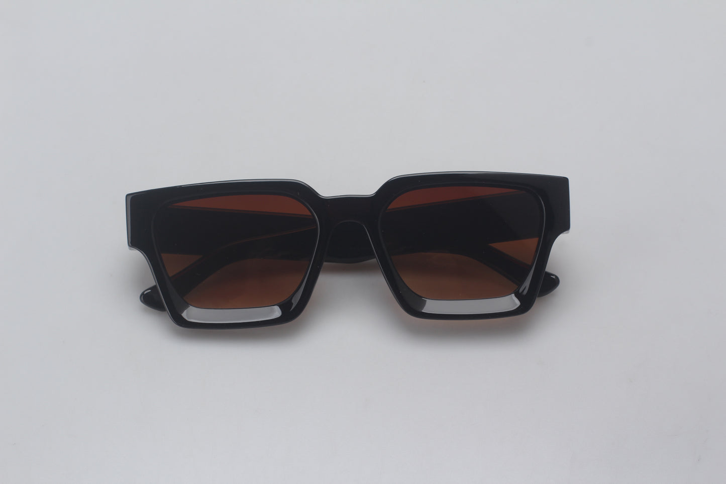 CLASSIC SUNGLASSES DARKBROWN/GOLD