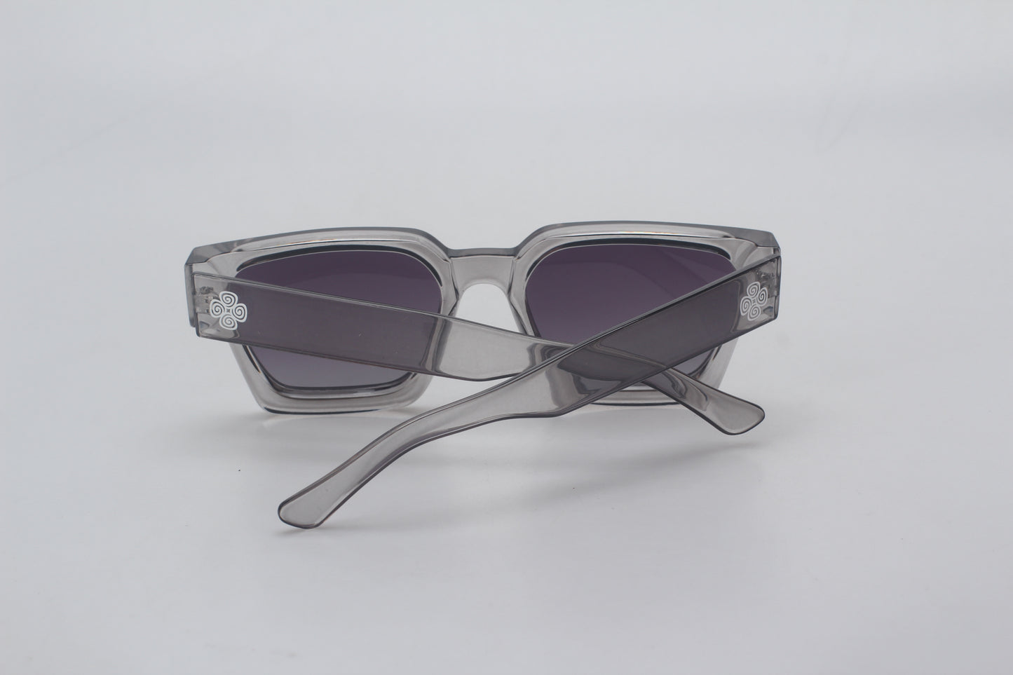 CLASSIC SUNGLASSES GREY/LAVENDER