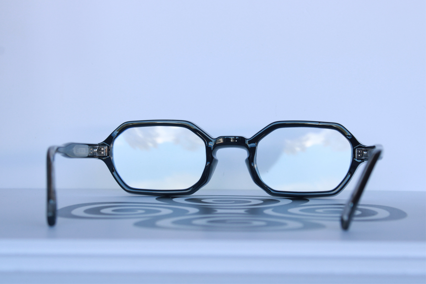 CHIQUE BRIL ZWART/B-FILTER/GOUD