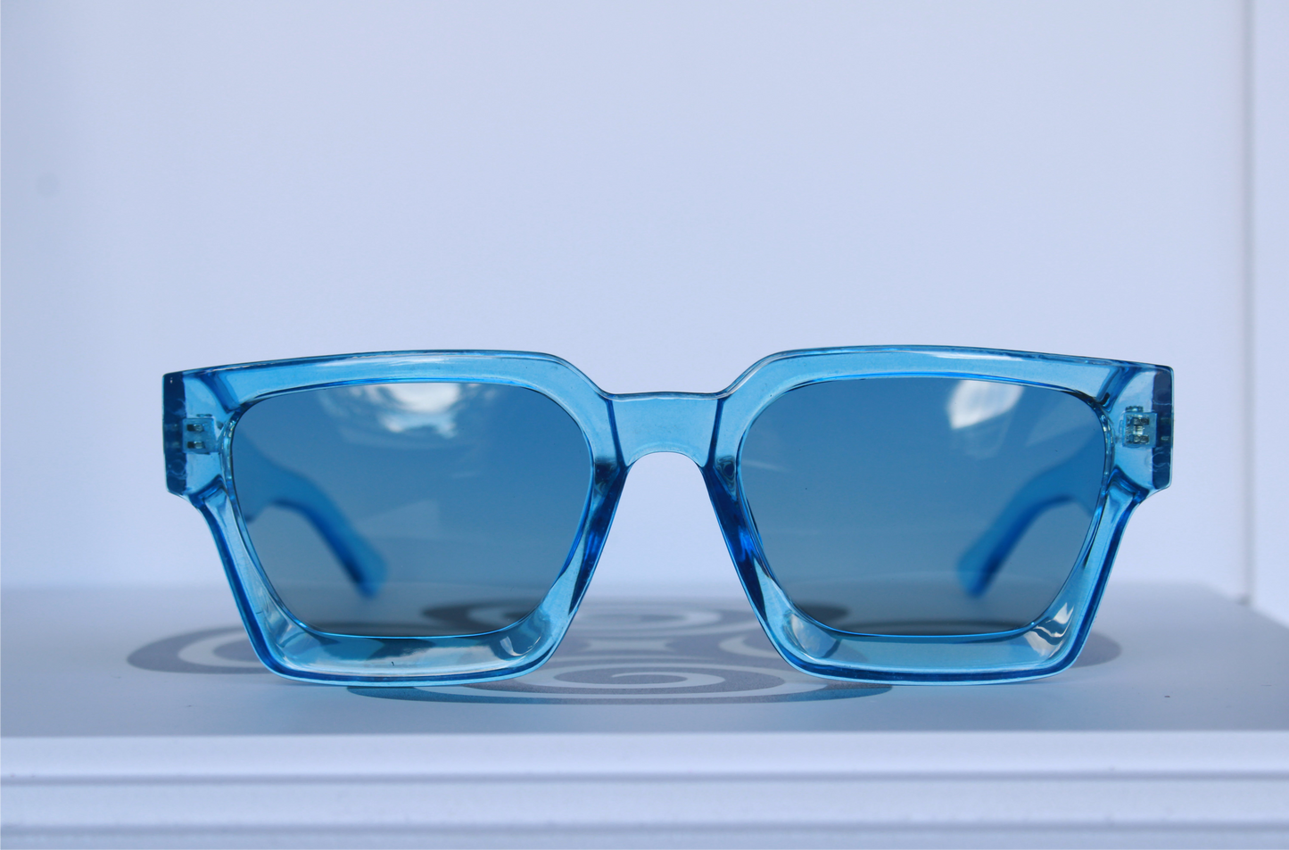 CLASSIC ZONNEBRIL BLAUW/ZILVER