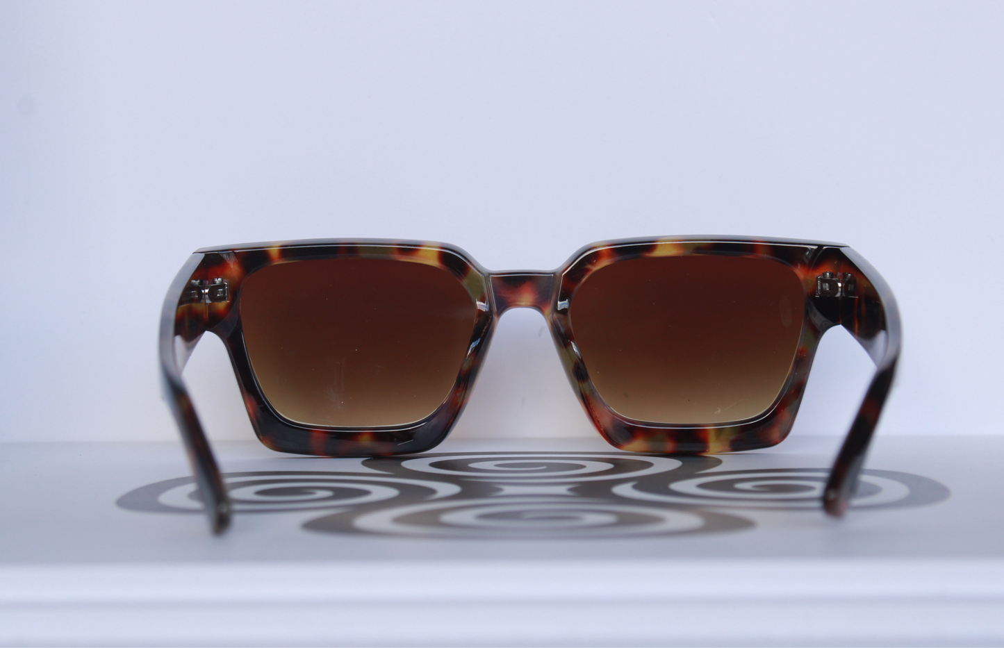 CLASSIC ZONNEBRIL TIGRE/BRUIN/GOUD