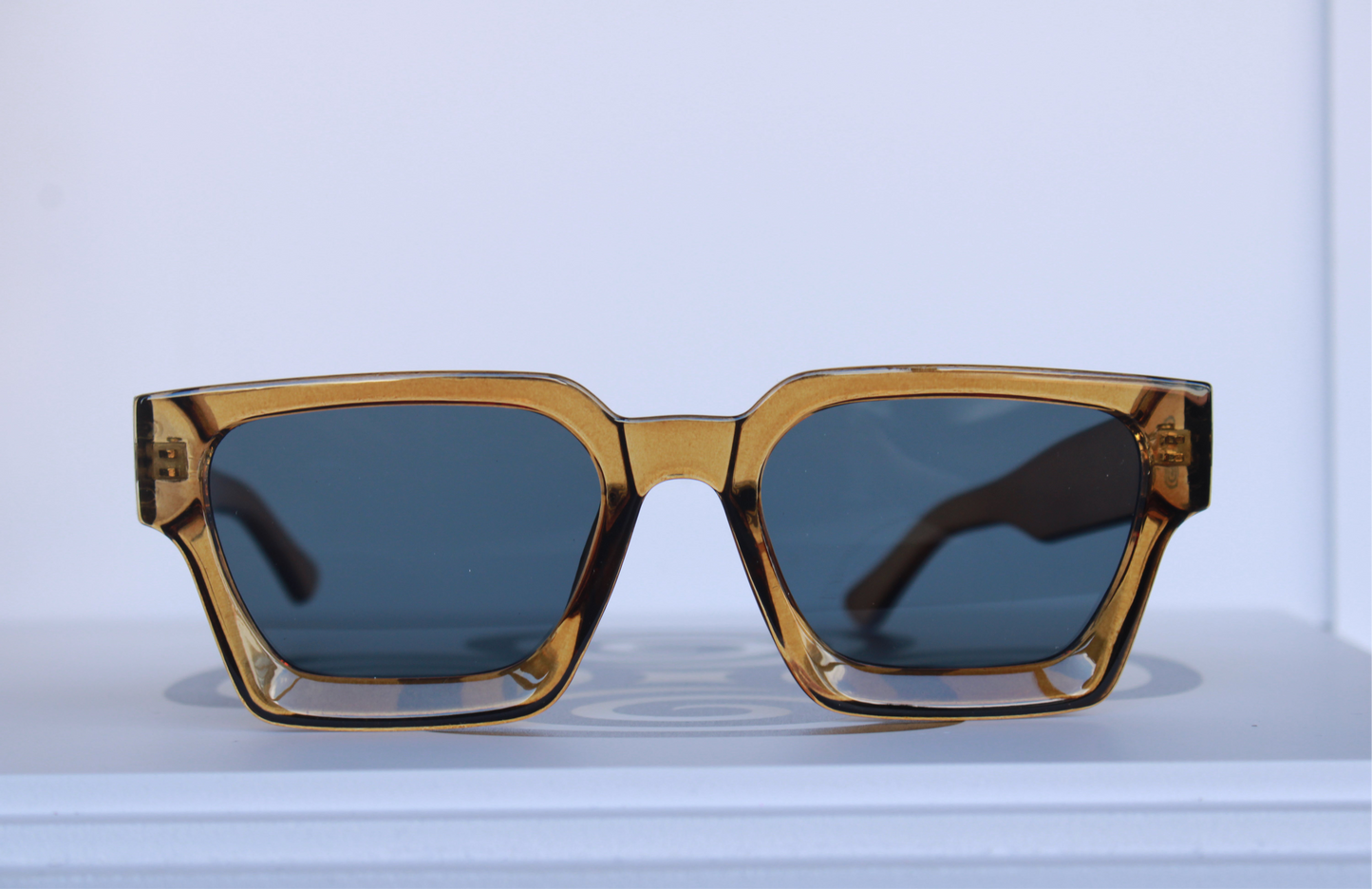 CLASSIC ZONNEBRIL CHAMPAGNE/GOUD