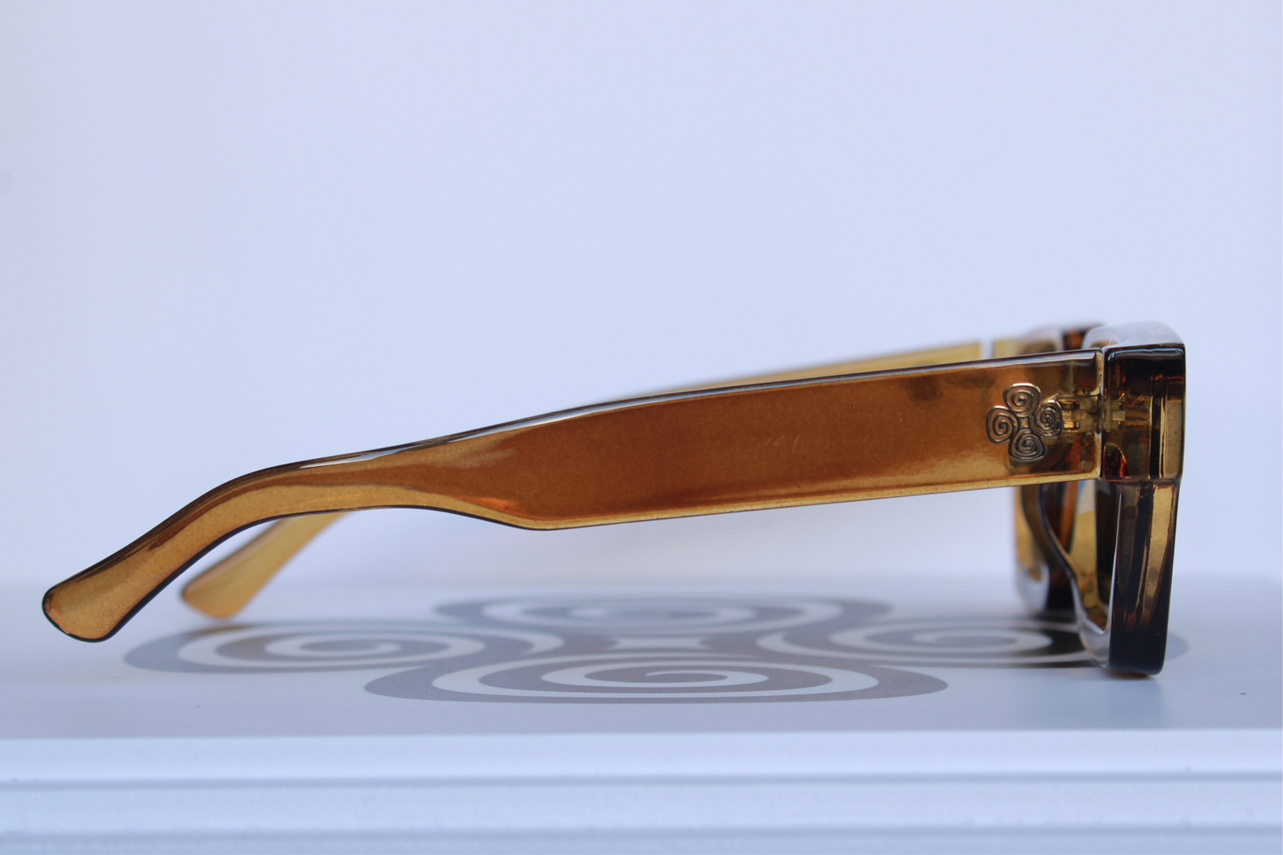 CLASSIC ZONNEBRIL CHAMPAGNE/GOUD