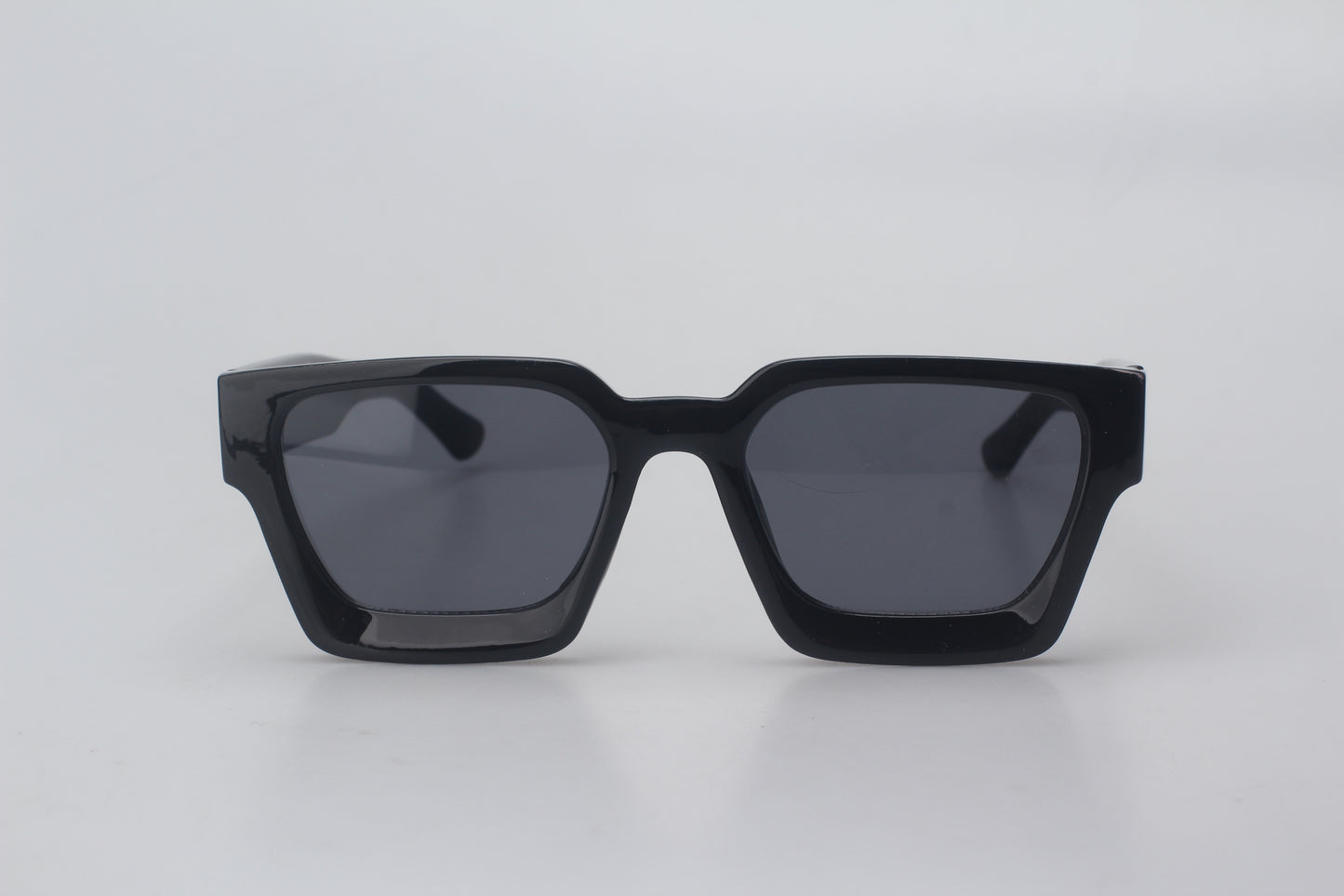 CLASSIC SUNGLASSES BLACK/SILVER